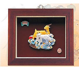 Sheep Lucky(Tri-Color)Wall Ornament, Pine Glass Frame
