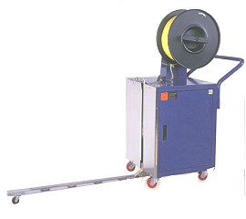 Pallets strapping machine