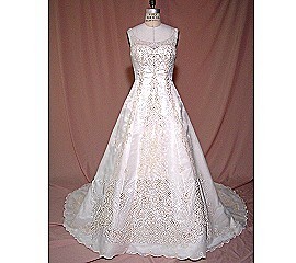 BRIDAL GOWN (Style 3052)