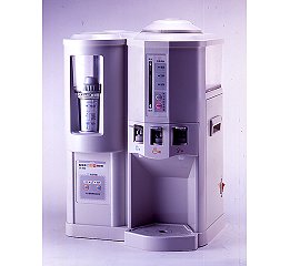 Filtering water dispenser iced/warm/hot