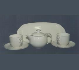 One Teapot & Two Dishes--ivory + Goledn Rim Tray
