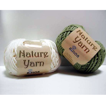 Lado wool yarn